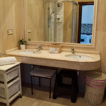 Almar, Beachfront 606 By Alohamalaga