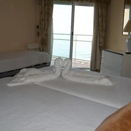 Apartment Almar, Beachfront 606 By Alohamalaga