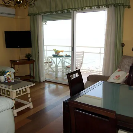 Apartment Almar, Beachfront 606 By Alohamalaga