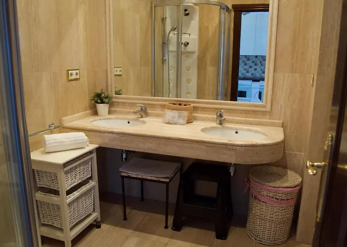 Almar, Beachfront 606 By Alohamalaga