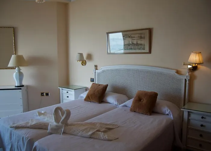 Almar, Beachfront 606 By Alohamalaga *